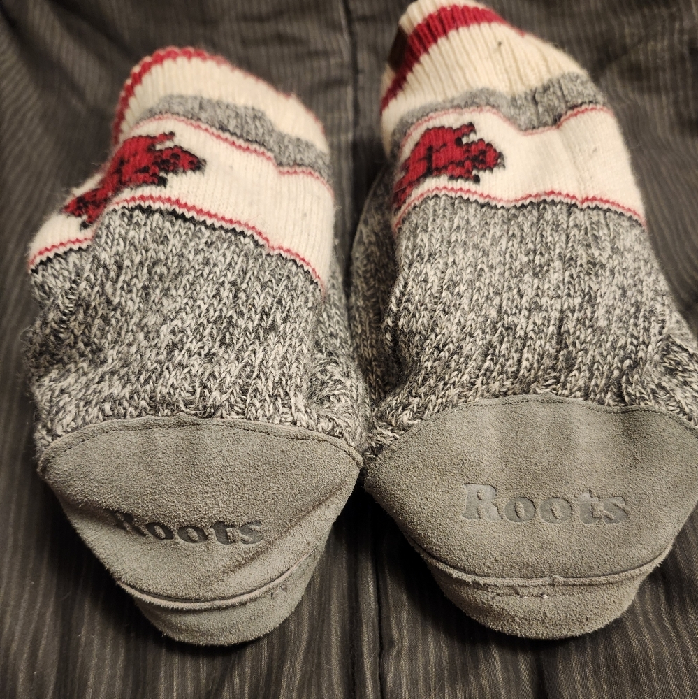 Roots Gray and Red Slippers, Size LG, VGUC